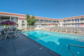 Motel 6-Redding, CA - South - Pool