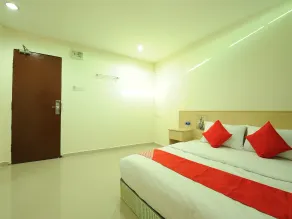 OYO 1055 Batu Caves Star Hotel - Room