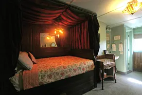 Kangaroo House Bed & Breakfast - Room