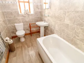 Cottage avec jardin et jacuzzi - Salle de bain