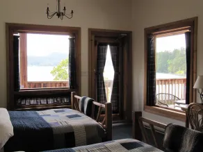 Arbutus Cove Guesthouse - Habitación