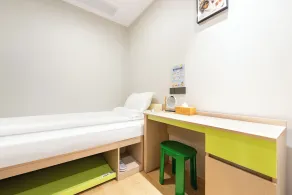 Lemon Hotel Ningbo Tianyi Square Drum Tower Branch - Rum