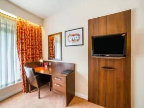 The Bridge House Hotel - Room
