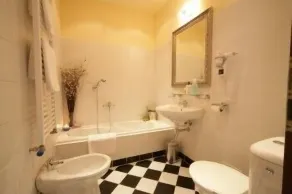 Hotel Rous - Bathroom