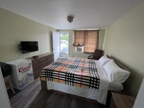 Maple Leaf Motel - Quarto
