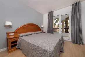 Apartamentos turísticos Jardines del Plaza - Chambre