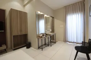 Vaishnav Hotel - Room