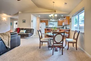 Grants Pass Home: 1 Mi to Downtown & Rogue River! - Interiör