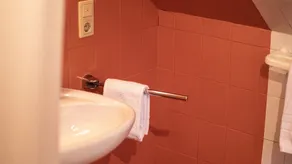 DAS SCHÖNE LEBEN Pop-Up Hotel - Bathroom