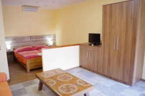 Aranyhal Apartman - Room