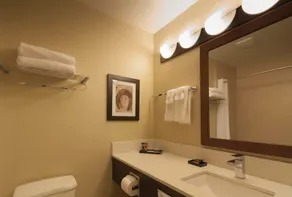 The Kanata Inns Invermere - Salle de bain