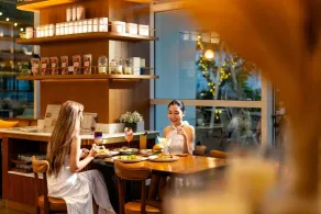 Dusit Suites Hotel Ratchadamri, Bangkok - Restaurant