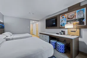 John Carver Inn & Spa - Room