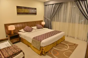 The First Tower Hotel Apartment - Habitación