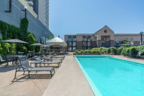 Hôtel Lindbergh par JARO - Piscine