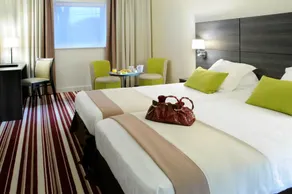 Best Western Plus Evreux Palais Des Congrès - Room
