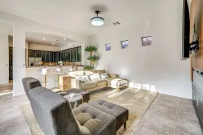 Pool Access & Private Patio: Litchfield Park Home - Interiör