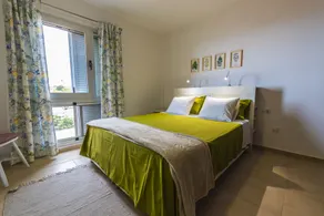 Casa con terraza y jardín | Vistas al mar | En la playa - Habitación
