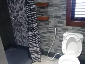 Casa Verde Hotel & Events Center - Bathroom