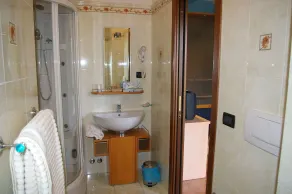Hotel Gabrini - Bathroom