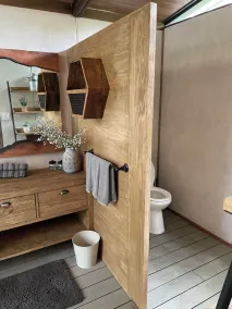 GLAT Austin - Bathroom