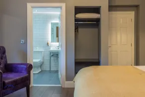 The Gateway Lodge - Room