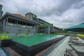 Saptha Resort and spa  - Piscina