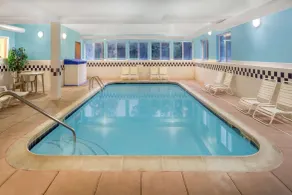 Baymont Inn & Suites by Wyndham Huber Heights Dayton Northeast - Piscine