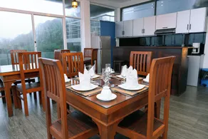 Surendra Seaview - Restaurant