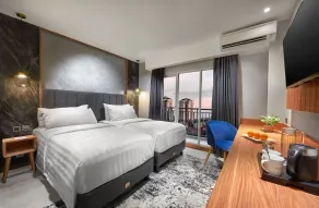 Aston Inn Jemursari - Room