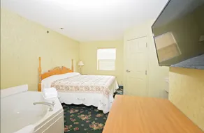 OurGuest Inn & Suites Downtown Port Clinton - Chambre