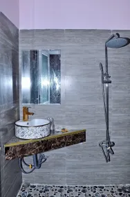 Bien Ngoc Ly Son Hotel - Bathroom