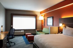 Holiday Inn Express & Suites Downtown Louisville by IHG - Værelse