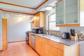 Pet-friendly New Berlin Retreat w/ Patio & Yard! - Interiör