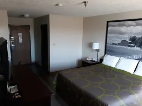 Super 8 by Wyndham Bethany MO - Zimmer