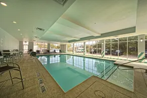 Holiday Inn & Suites Houston West - Westway Park by IHG - Piscina