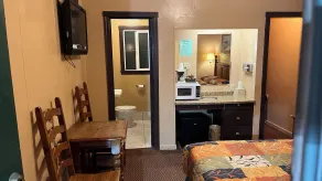 Jumping Frog Motel - Chambre