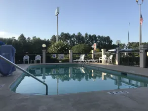 Quality Inn Walterboro I-95 - Pool