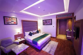 Quality Inn Elite By White Panda Hotels - Rum