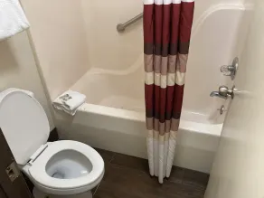 Red Roof Inn Cookeville - Tennessee Tech - Salle de bain
