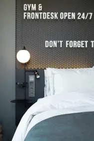 Quality Hotel The Box - Room