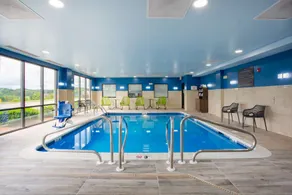 Hampton Inn Elkins - Piscina