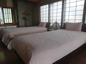 Unjunuya - Zimmer