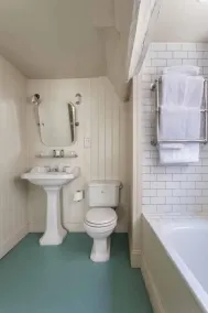 The Falstaff in Canterbury - Bathroom