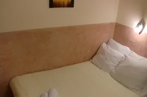 Budget Hotel Neutraal - Room