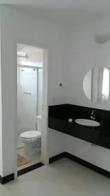 Casa no Mirante de Escarpas - Baño
