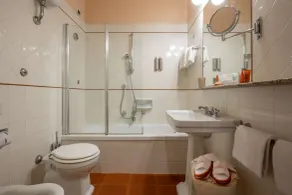 Hotel Canada, BW Premier Collection - Bathroom