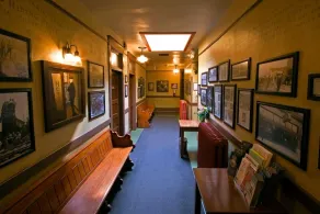 McMenamins Olympic Club - Entrée intérieure