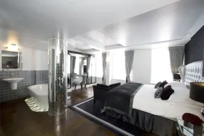 Karma Sanctum Soho Hotel - View from room