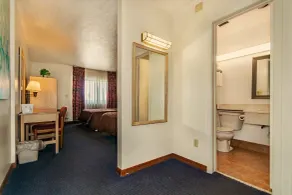 Americas Best Value Inn Ashtabula/Austinburg - Chambre